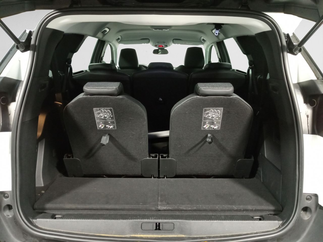 Foto Peugeot 5008 12