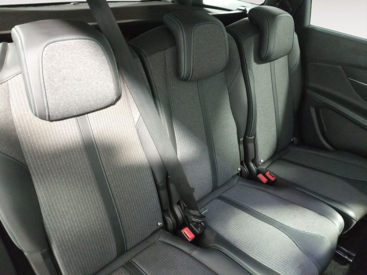 Foto Peugeot 5008 9