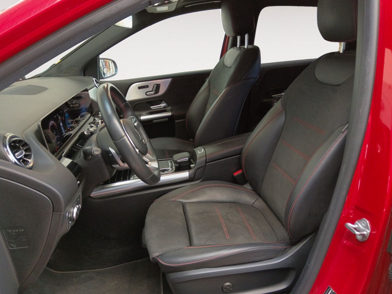 Foto Mercedes-Benz Clase B 8