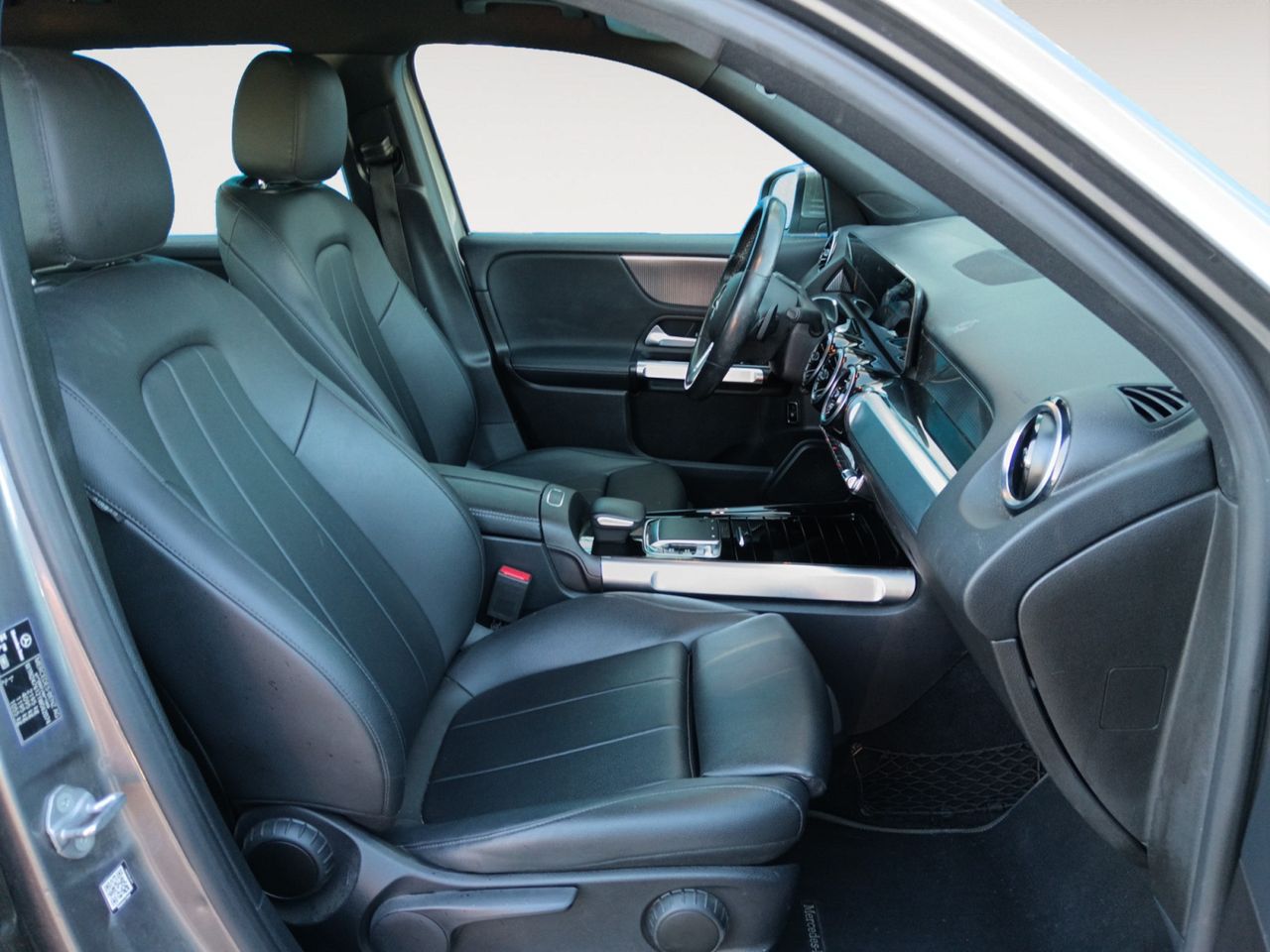 Foto Mercedes-Benz Clase GLB 9