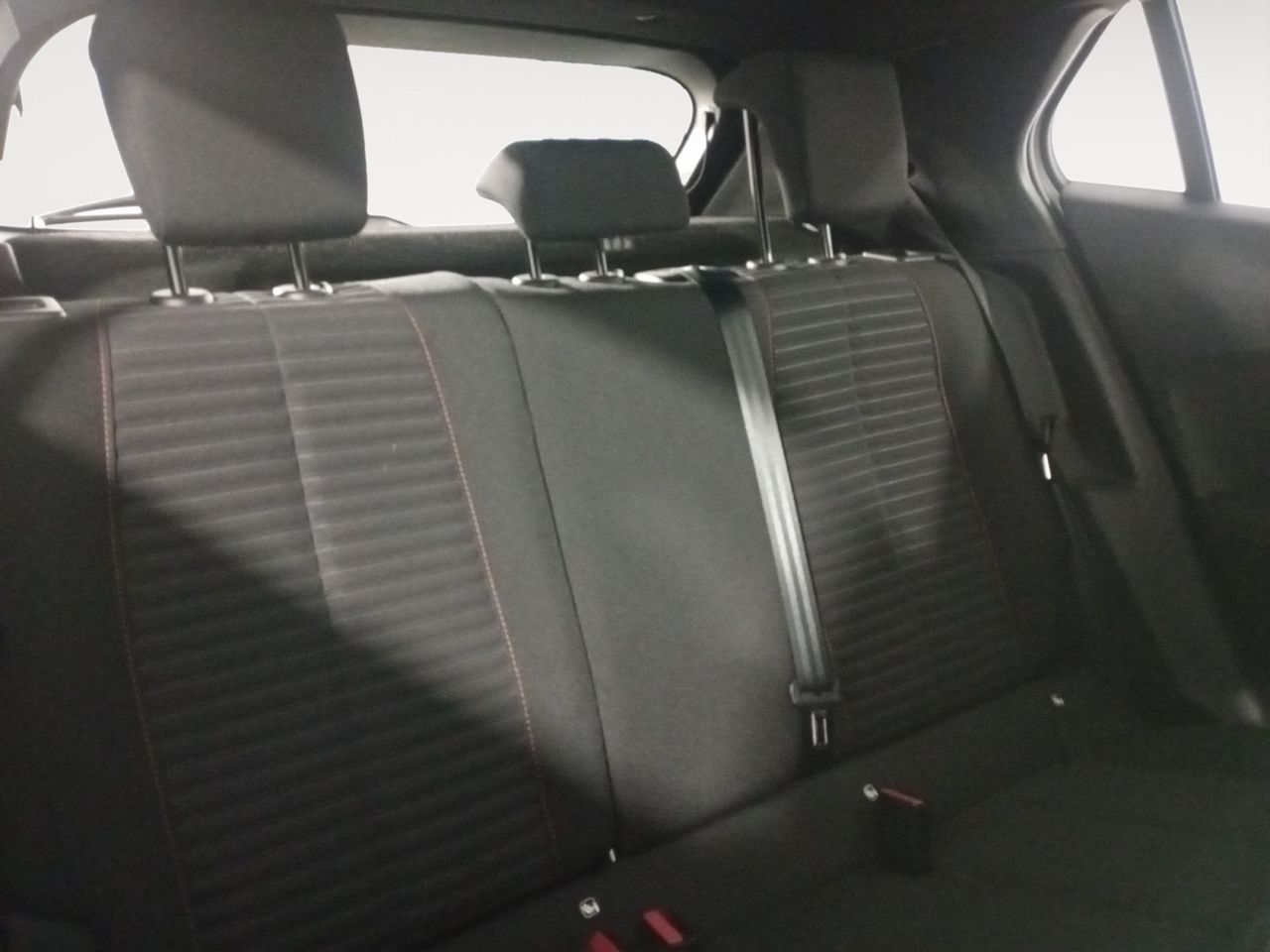 Foto Peugeot 2008 9