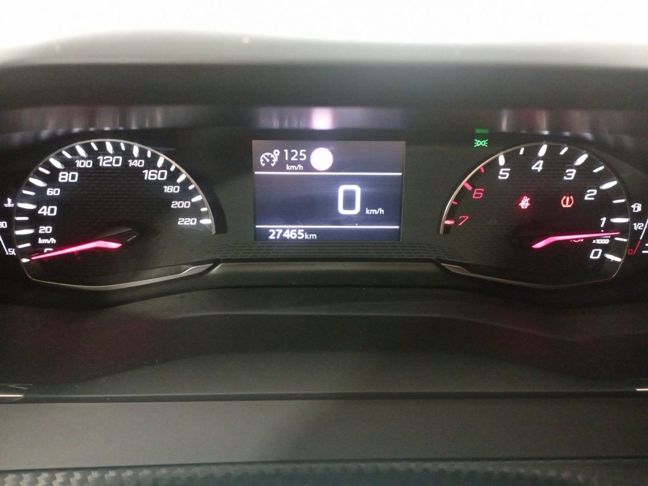Foto Peugeot 2008 13