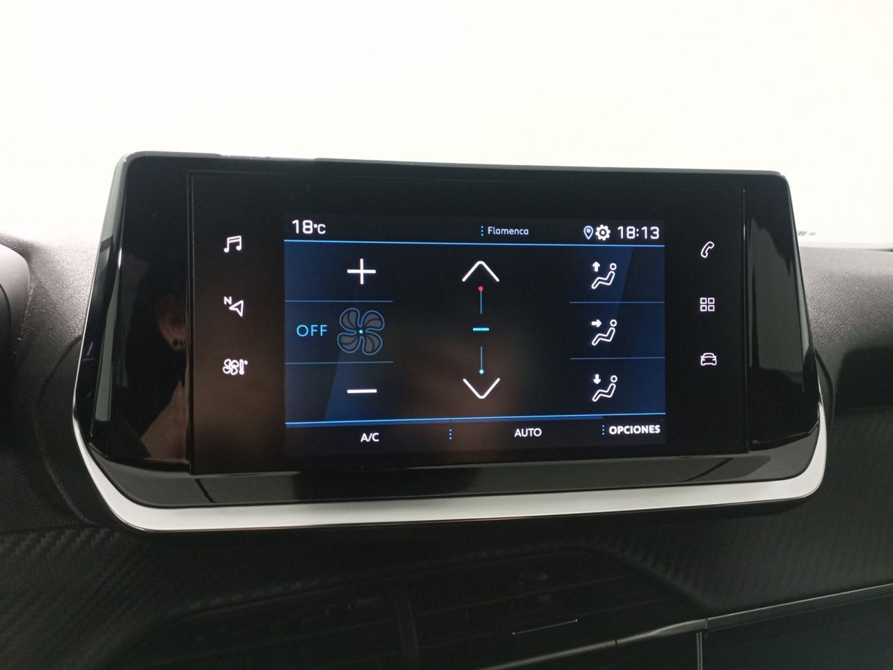 Foto Peugeot 2008 16