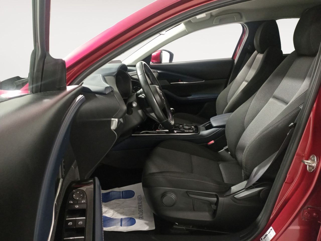 Foto Mazda CX-30 8