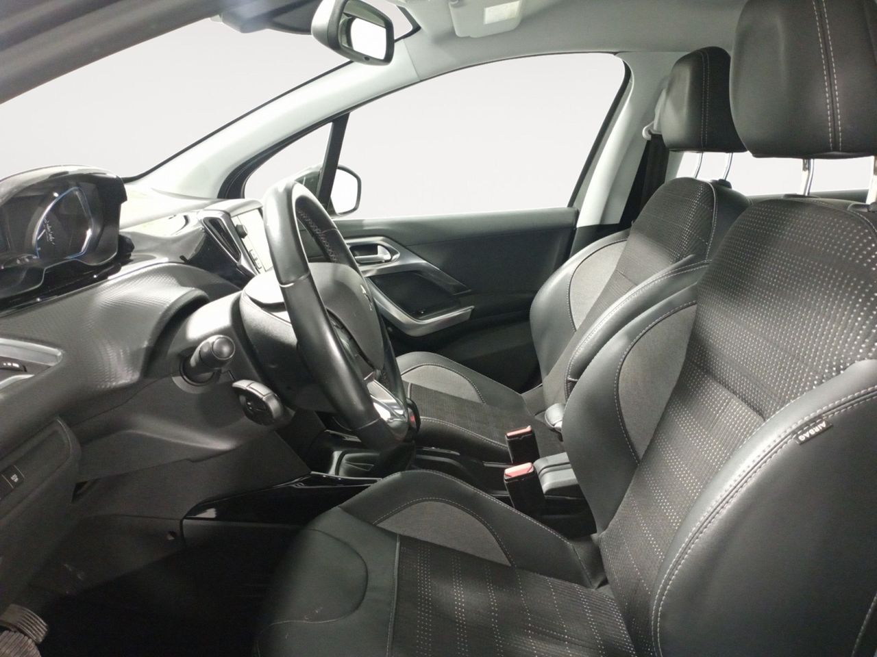 Foto Peugeot 2008 8