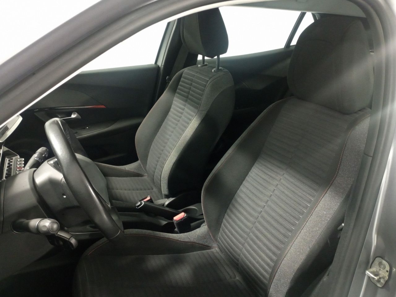 Foto Peugeot 2008 17