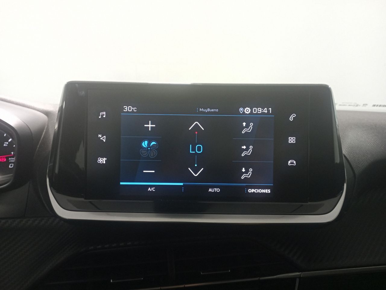 Foto Peugeot 2008 19