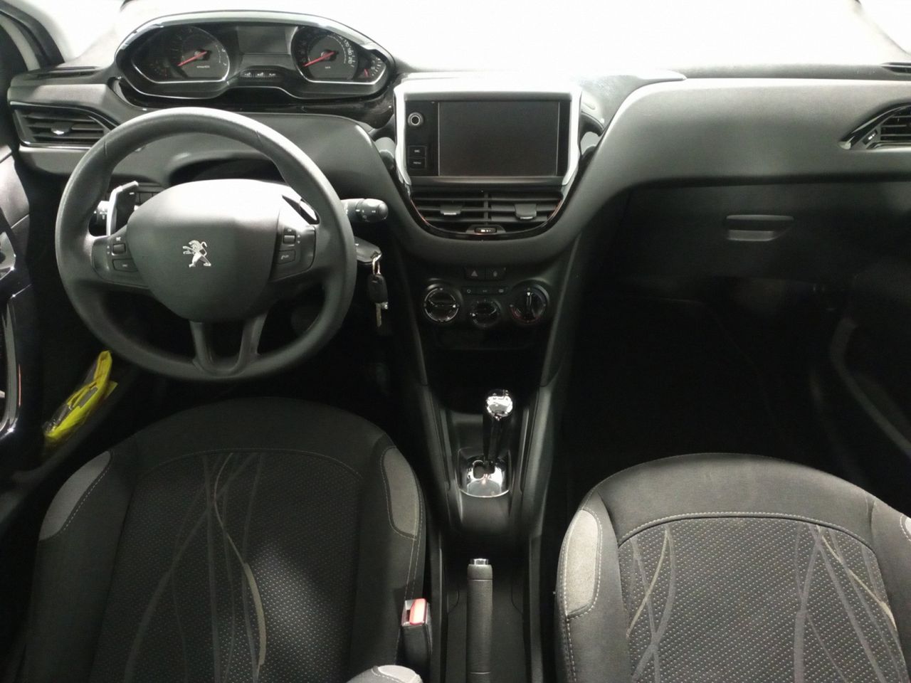 Foto Peugeot 208 6
