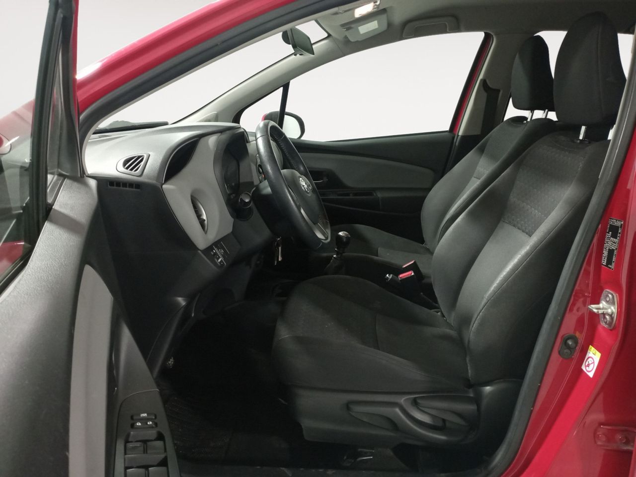 Foto Toyota Yaris 8