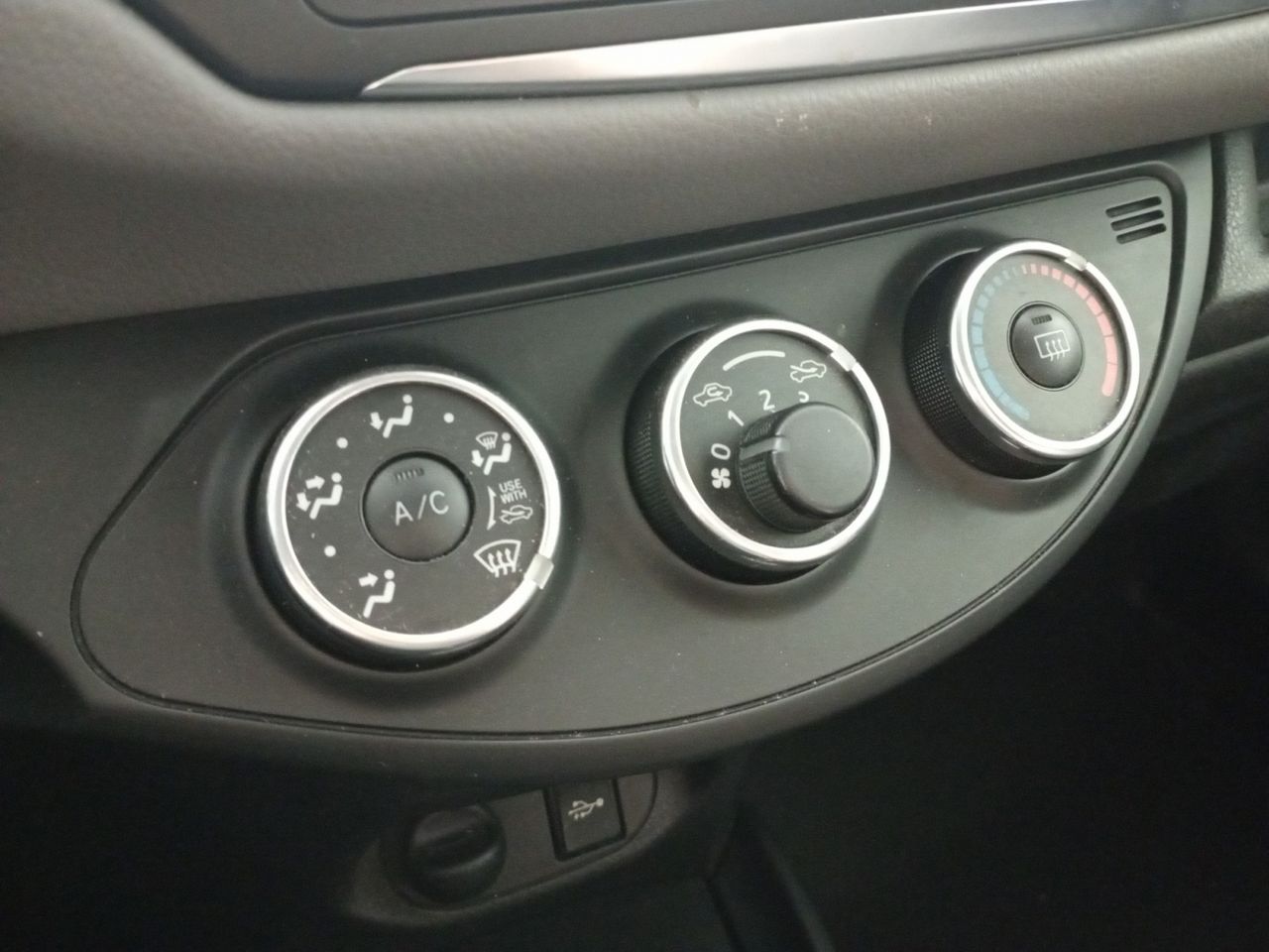 Foto Toyota Yaris 18