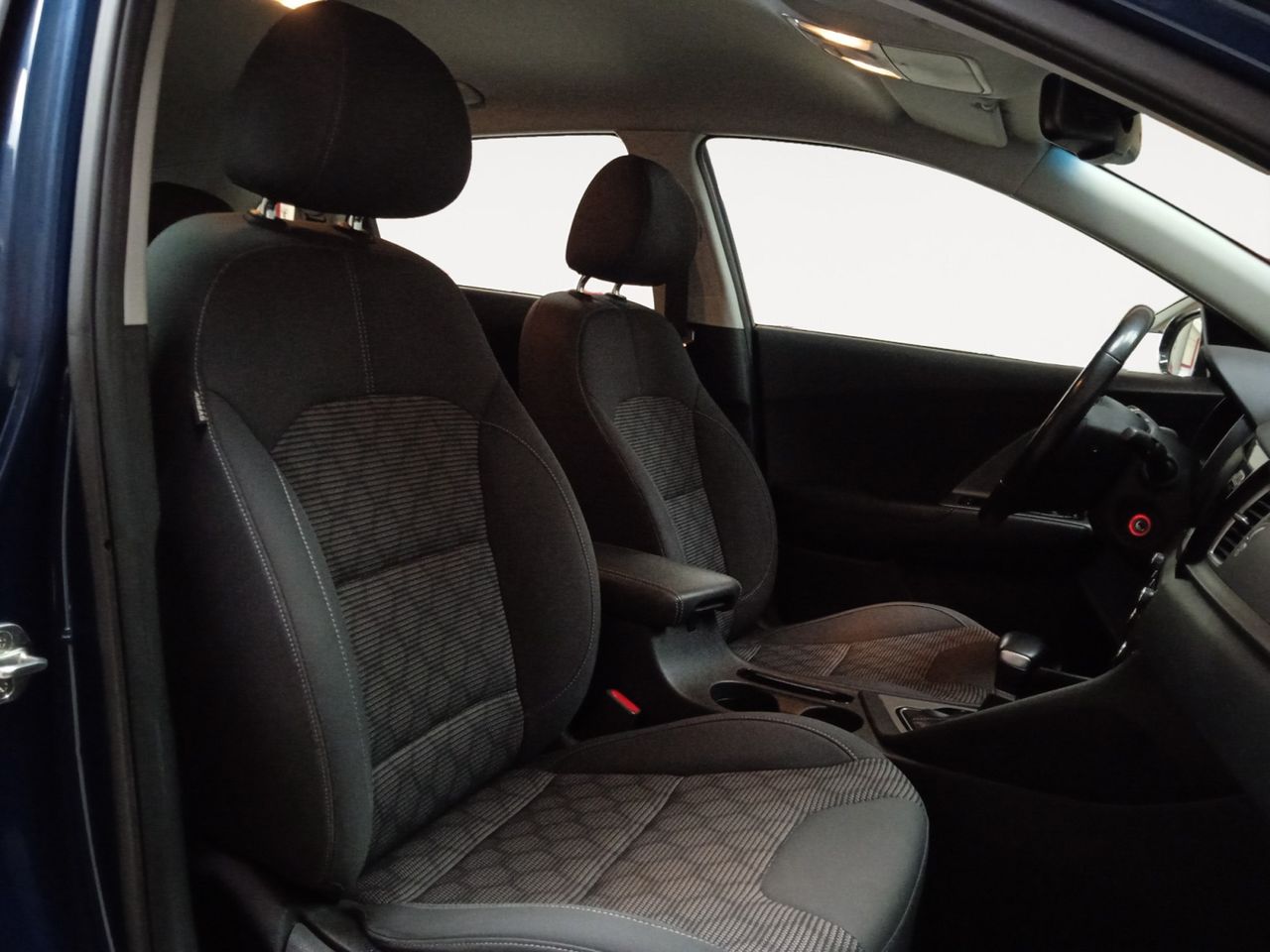 Foto Kia Niro 10