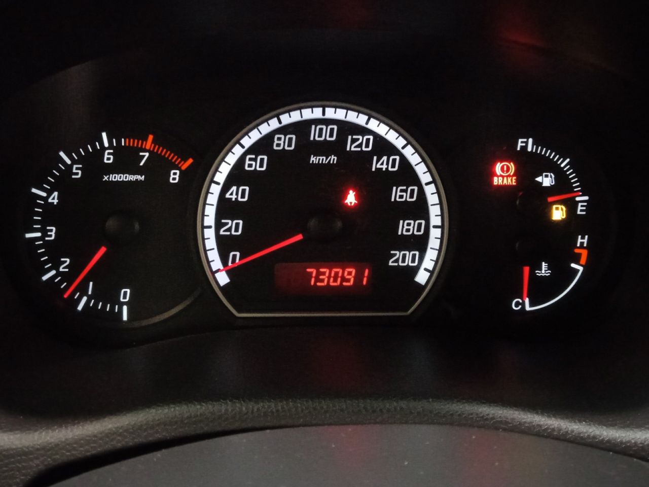 Foto Suzuki Swift 13