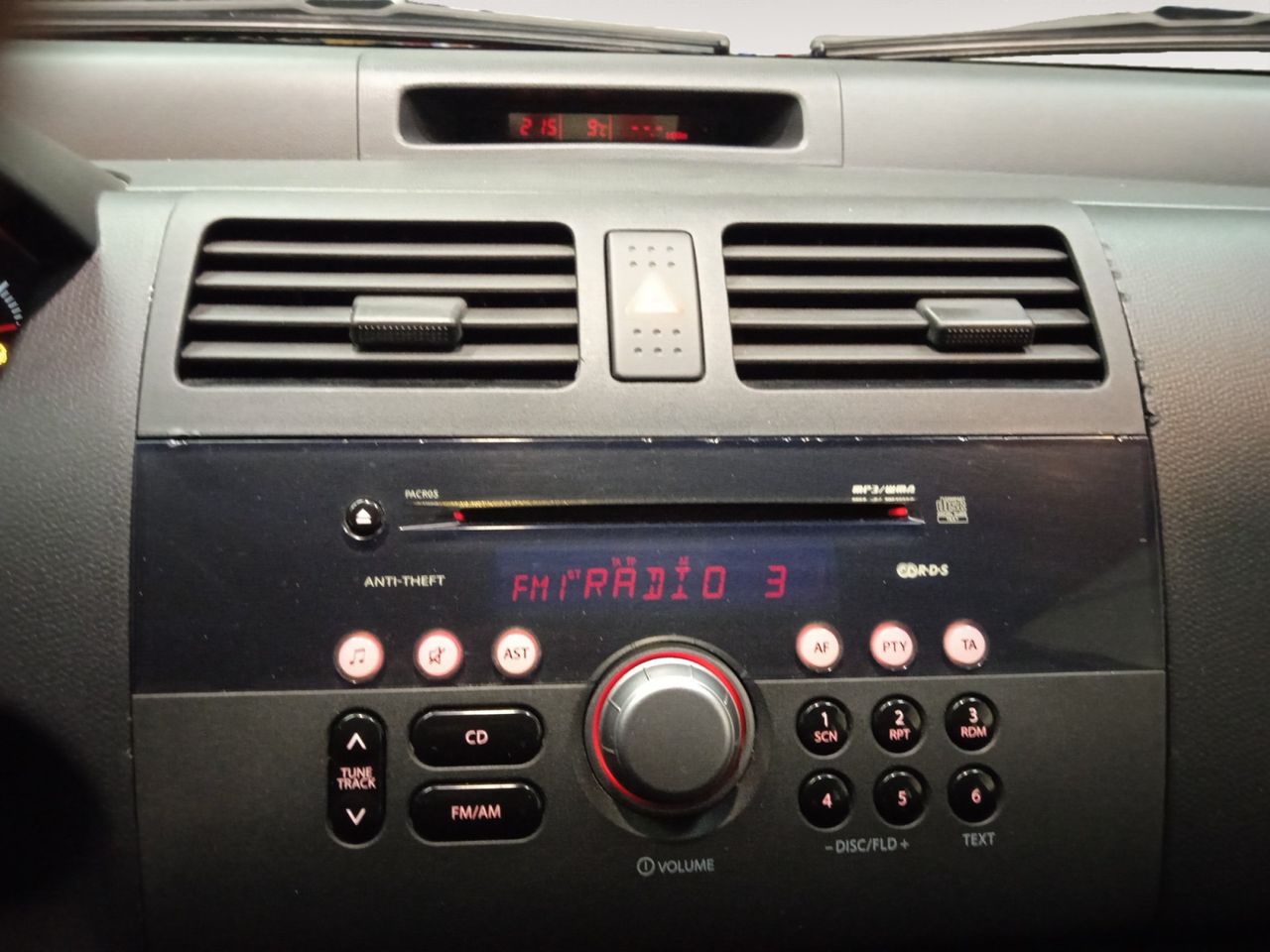Foto Suzuki Swift 14