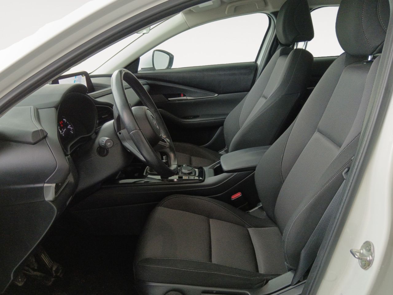 Foto Mazda CX-30 8
