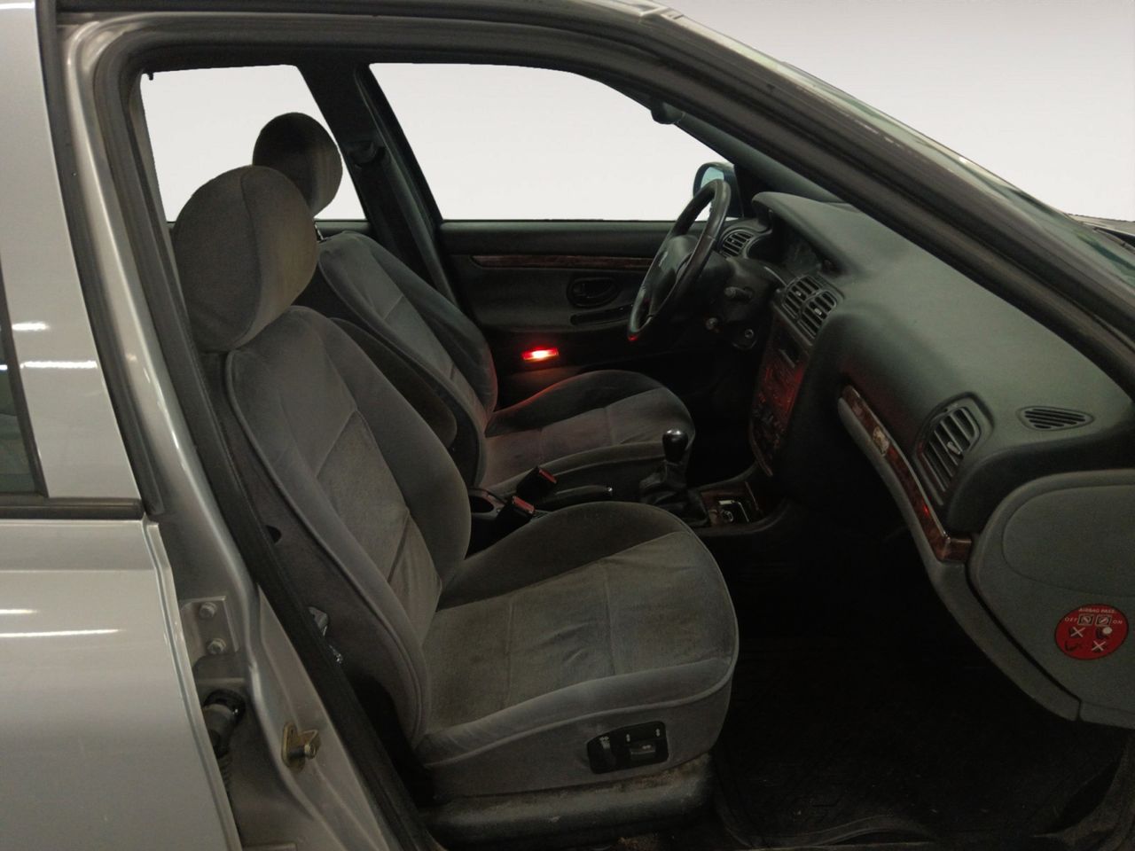 Foto Peugeot 406 10