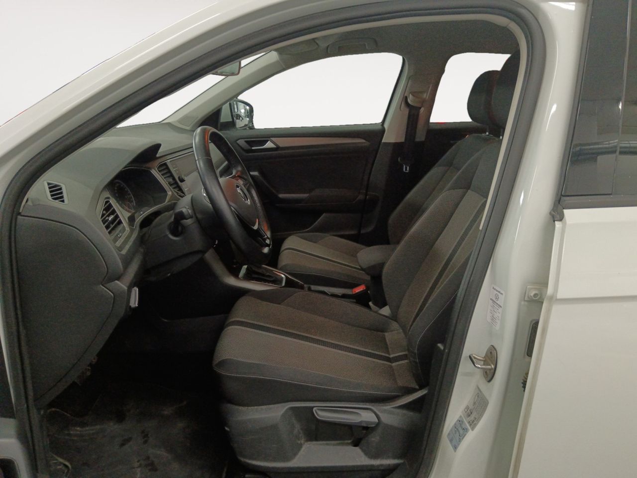 Foto Volkswagen T-Roc 8