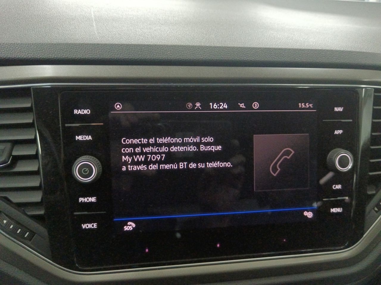 Foto Volkswagen T-Roc 15