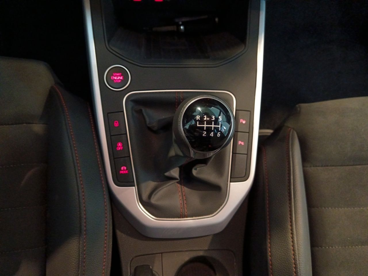 Foto Seat Arona 12
