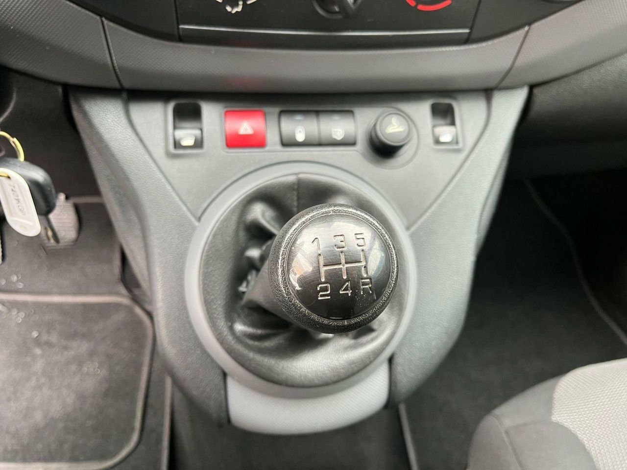 Foto Peugeot Partner 15