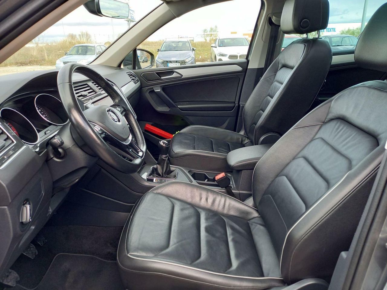 Foto Volkswagen Tiguan 13