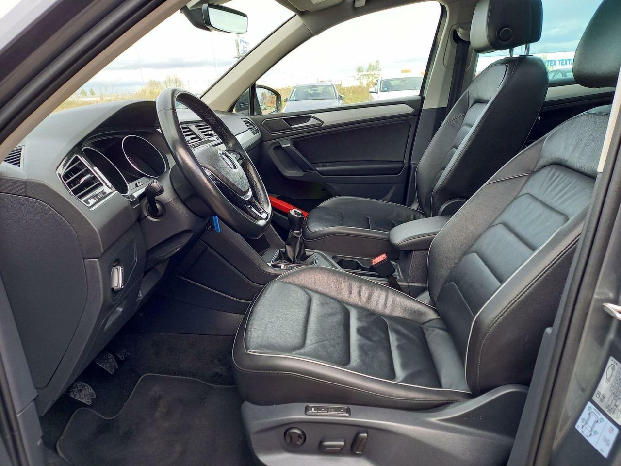 Foto Volkswagen Tiguan 25