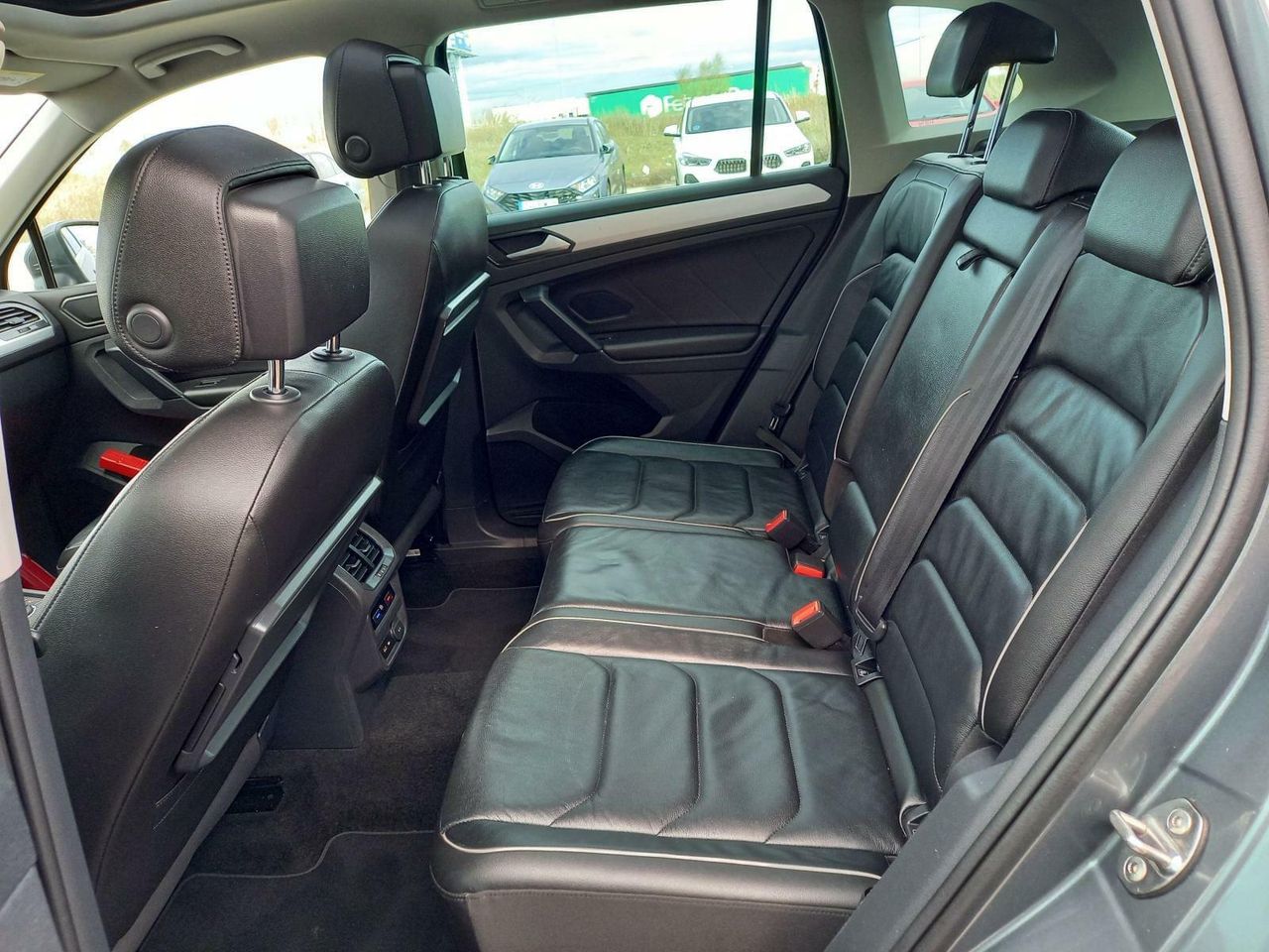 Foto Volkswagen Tiguan 26