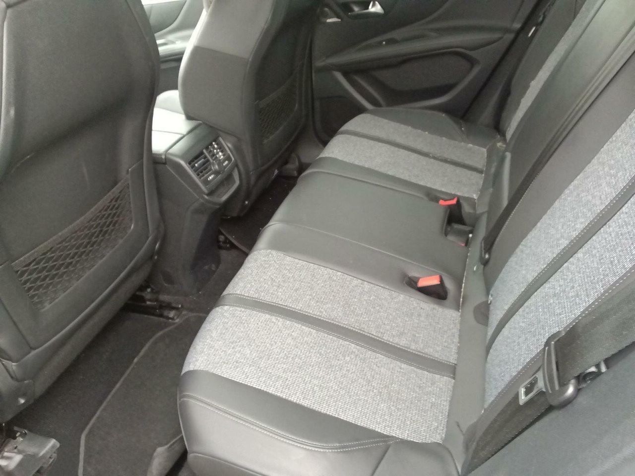 Foto Peugeot 3008 10