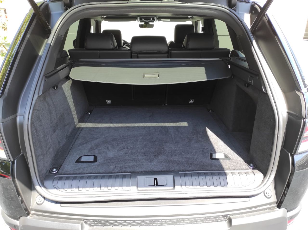 Foto Land-Rover Range Rover Sport 12