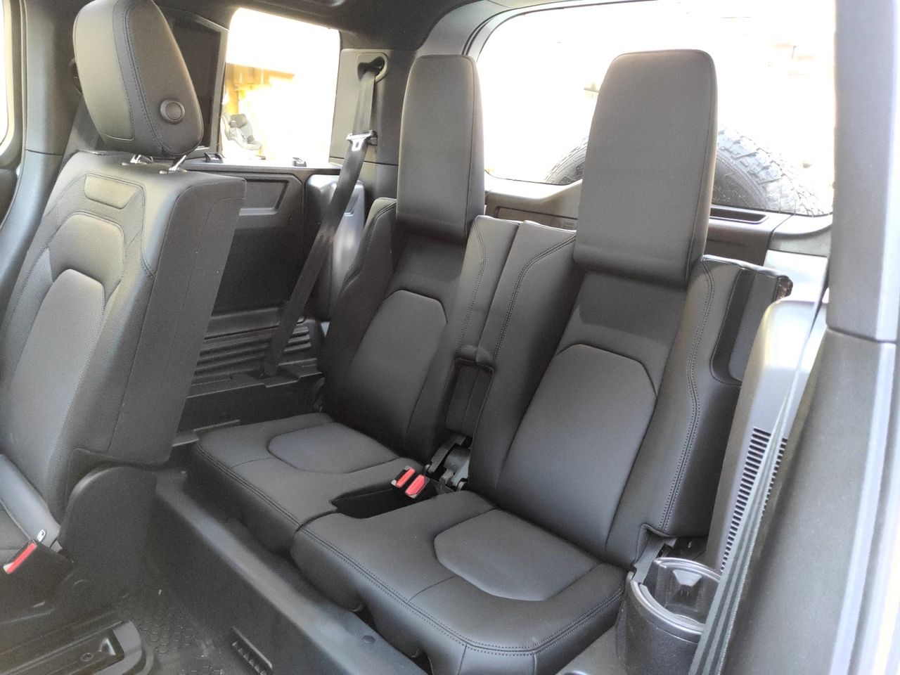 Foto Land-Rover Defender 15
