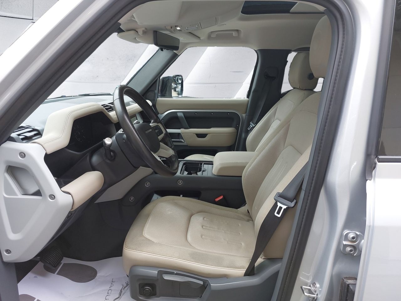 Foto Land-Rover Defender 14
