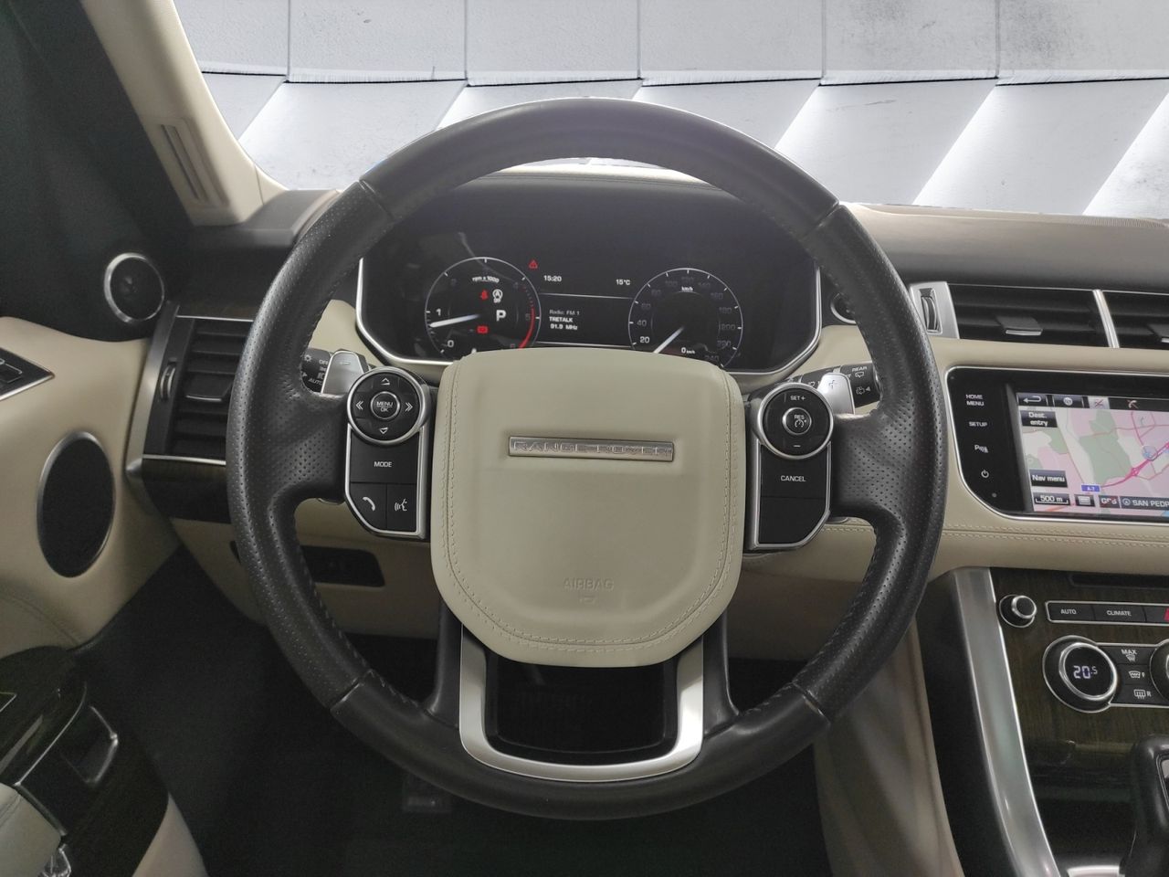 Foto Land-Rover Range Rover Sport 14
