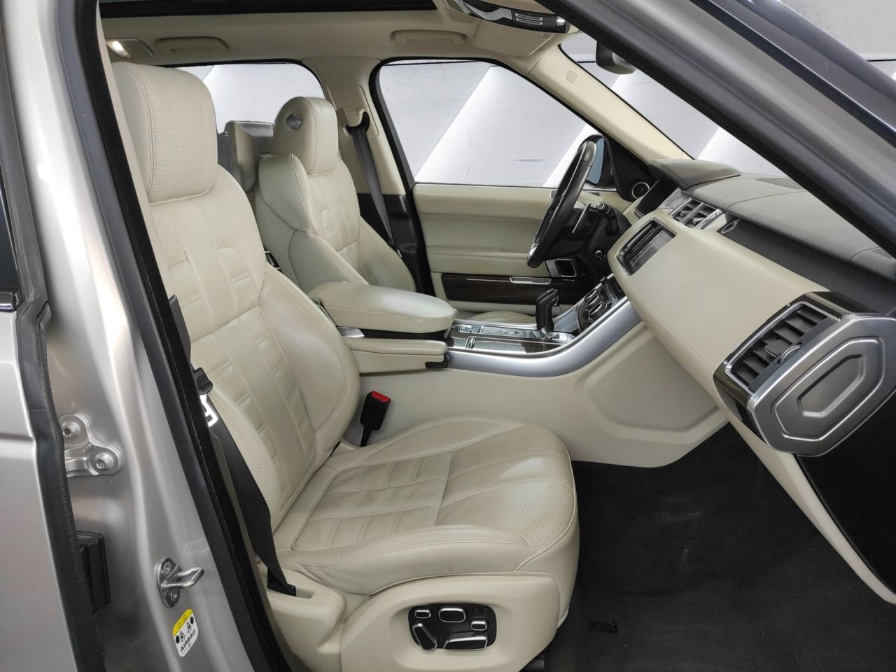 Foto Land-Rover Range Rover Sport 16
