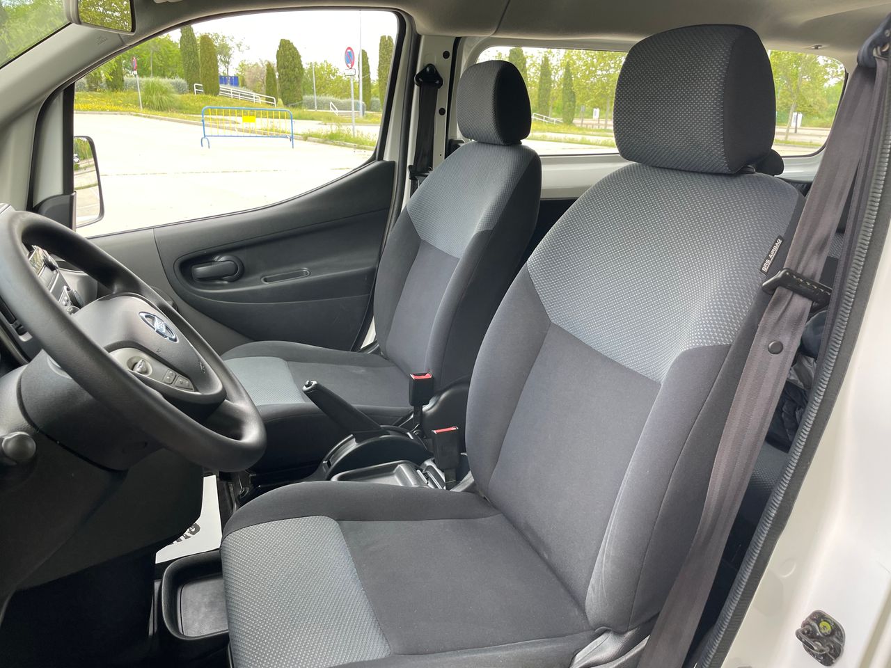 Foto Nissan e-NV200 10