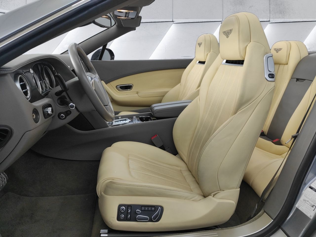 Foto Bentley Continental GT 17