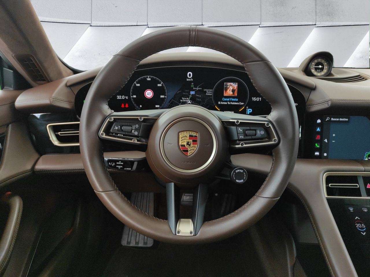 Foto Porsche Taycan 12