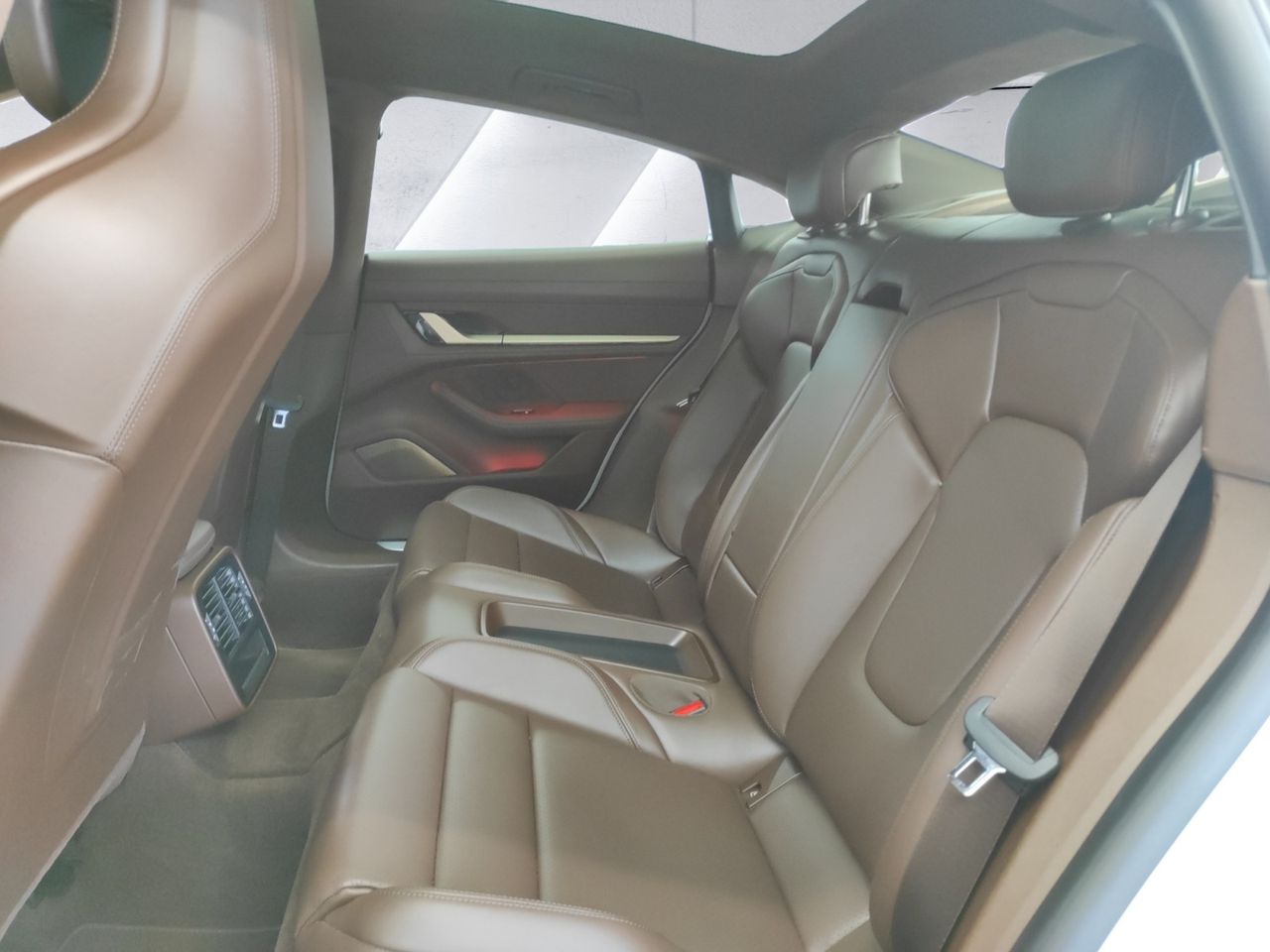 Foto Porsche Taycan 14