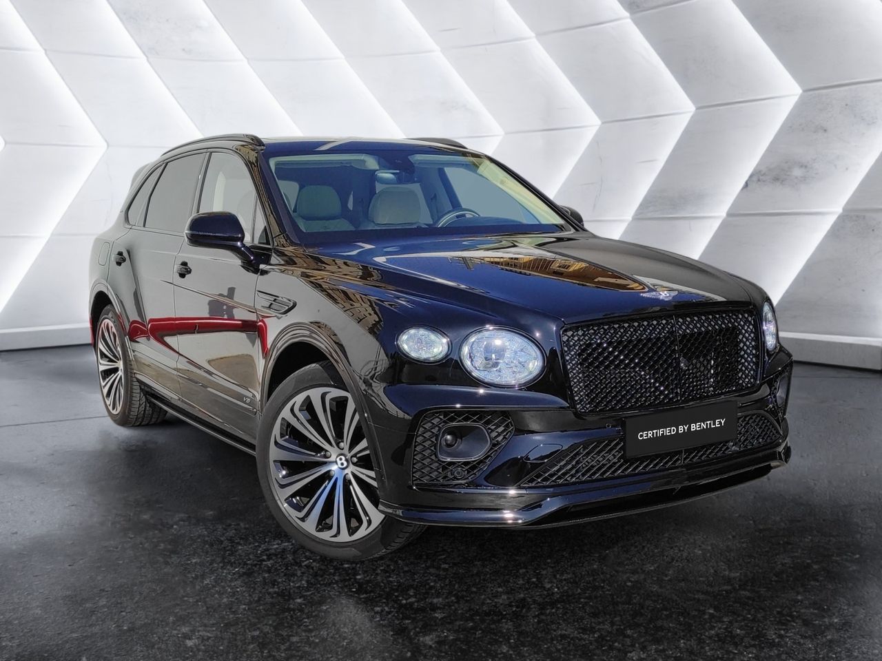 Foto Bentley Bentayga 3