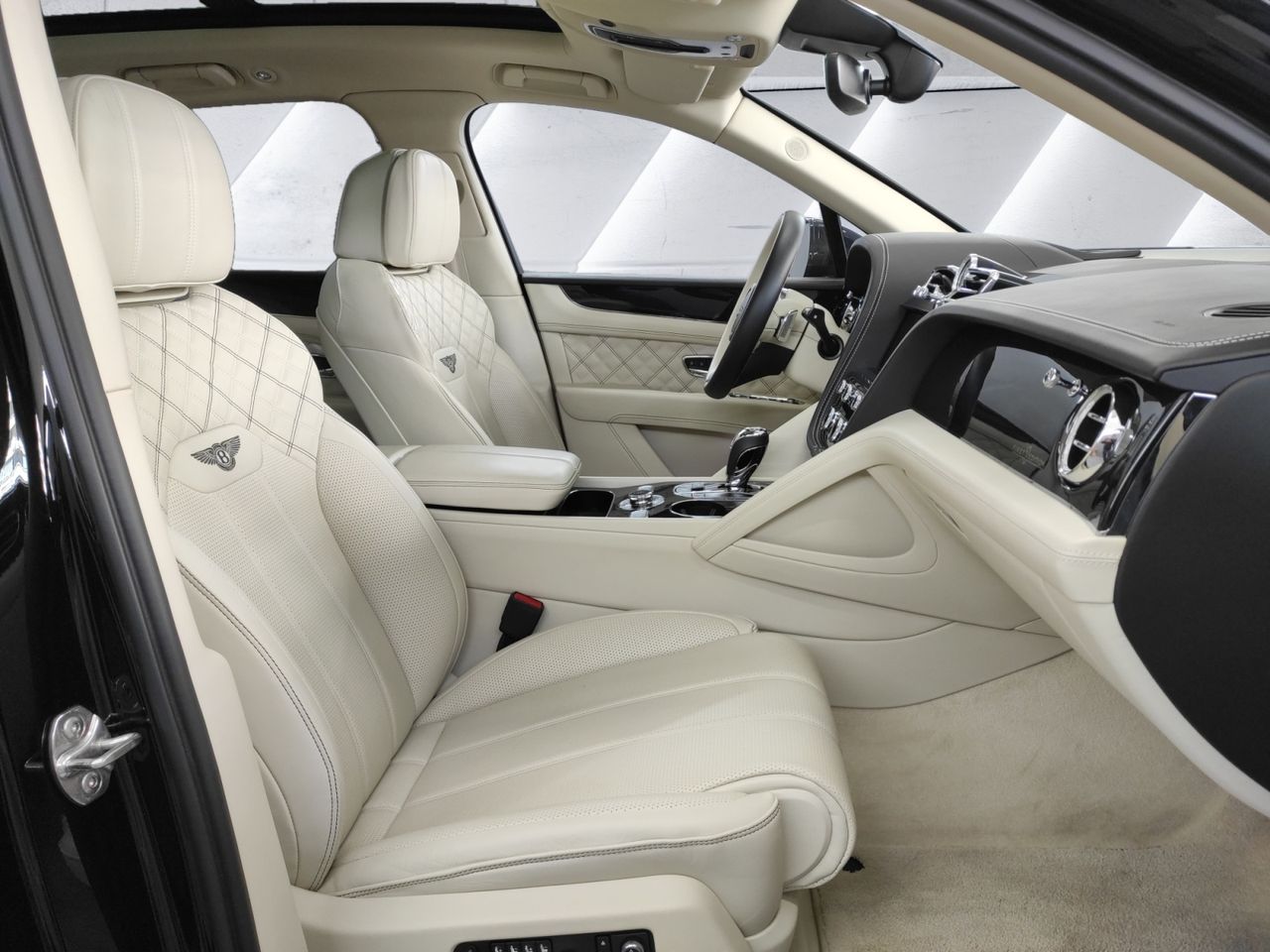 Foto Bentley Bentayga 13