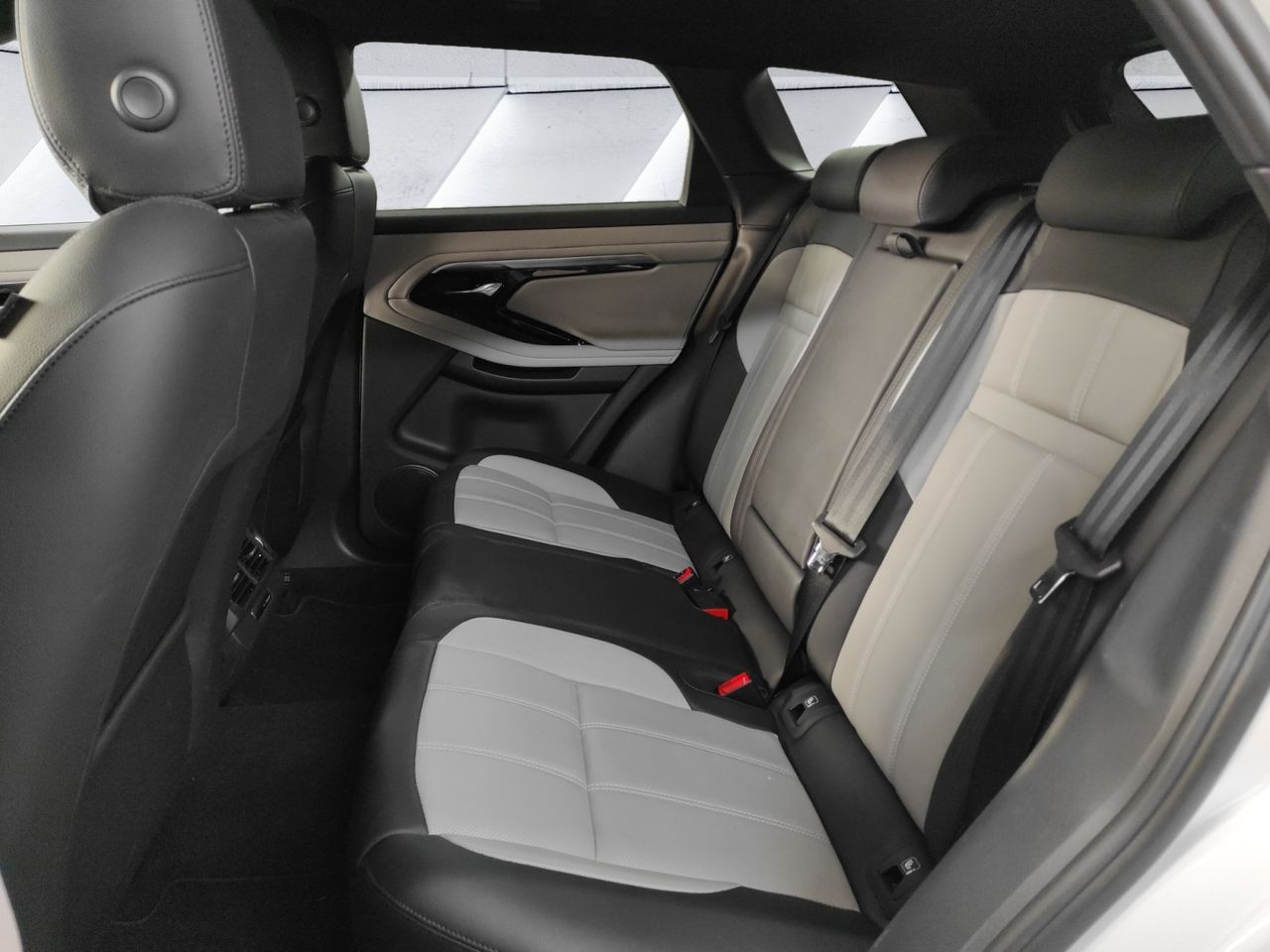 Foto Land-Rover Range Rover Evoque 15