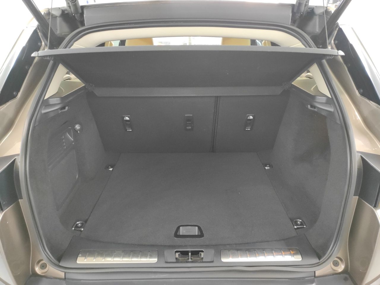 Foto Land-Rover Range Rover Evoque 16