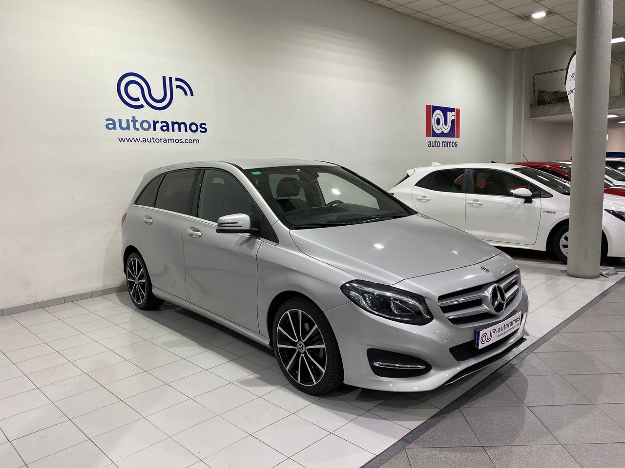 Foto Mercedes-Benz Clase B 3