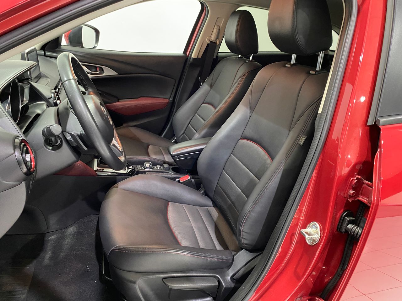 Foto Mazda CX-3 8