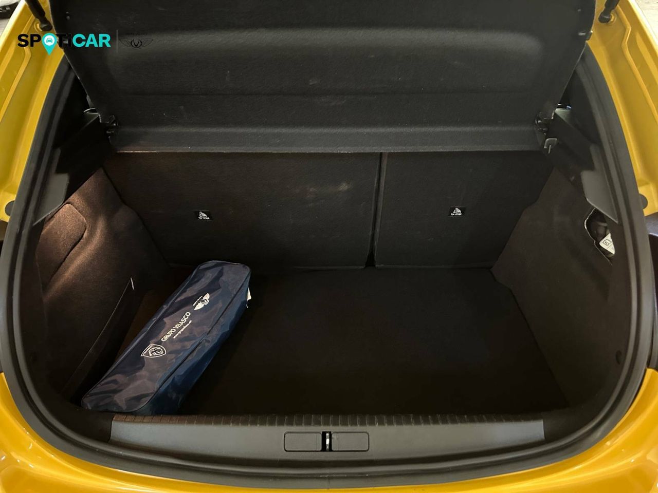 Foto Peugeot 208 16