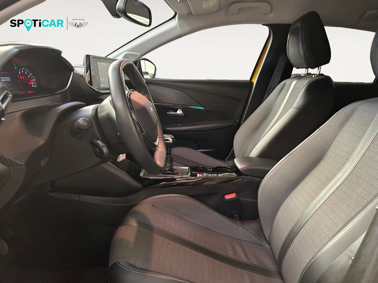 Foto Peugeot 208 9