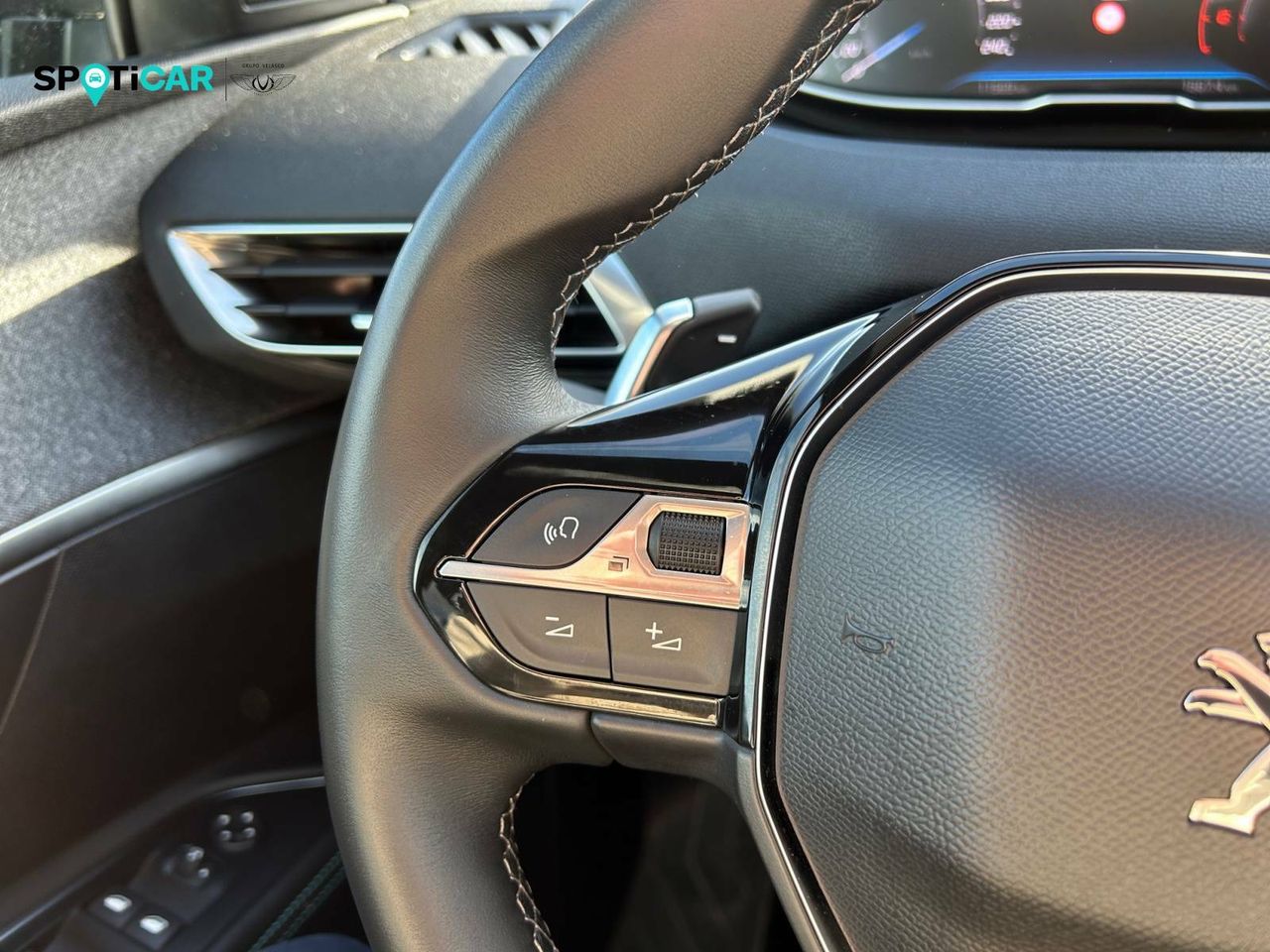 Foto Peugeot 5008 16