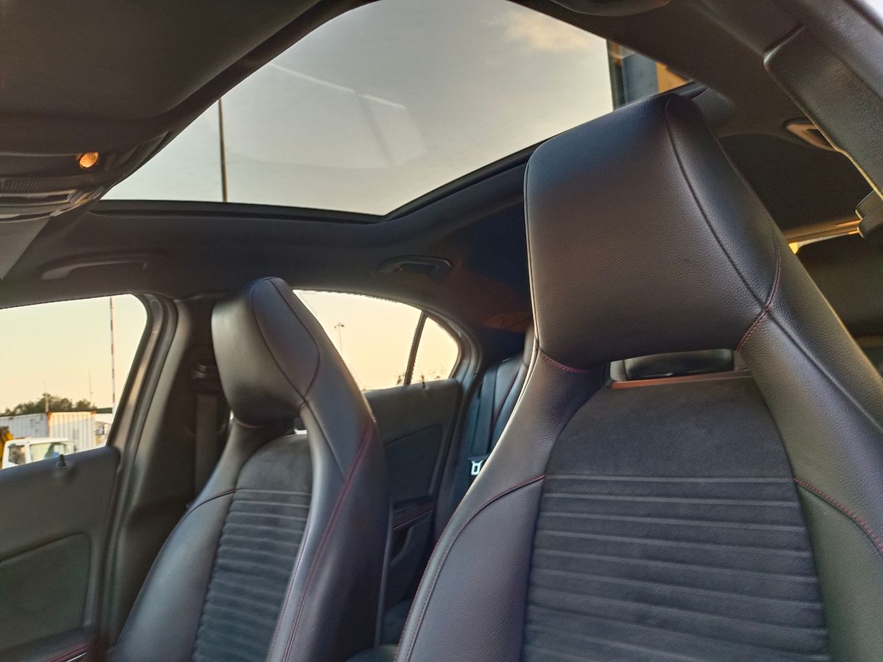 Foto Mercedes-Benz Clase A 18