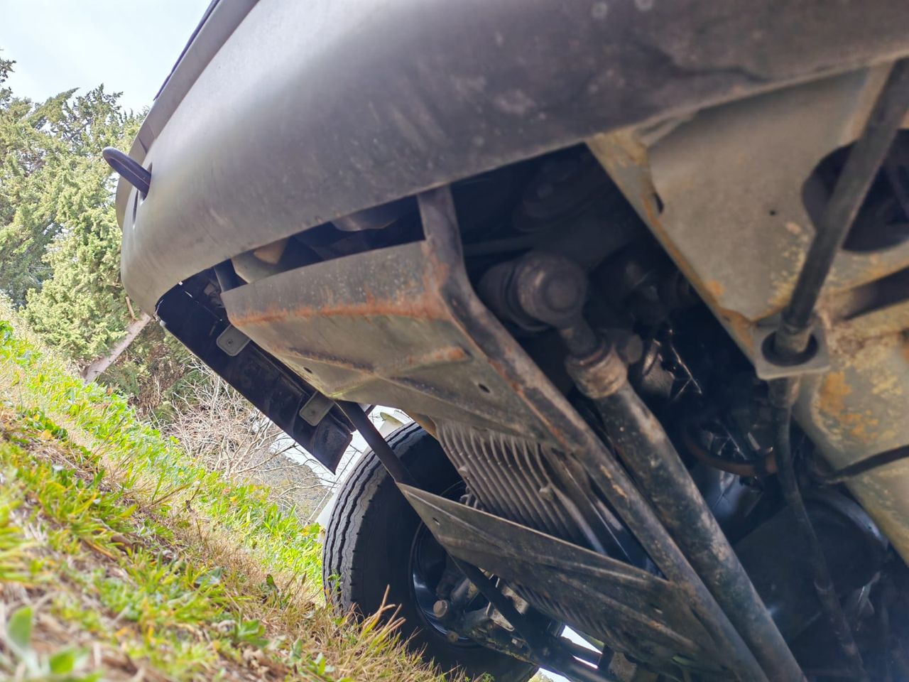 Foto Mercedes-Benz MB 100 48