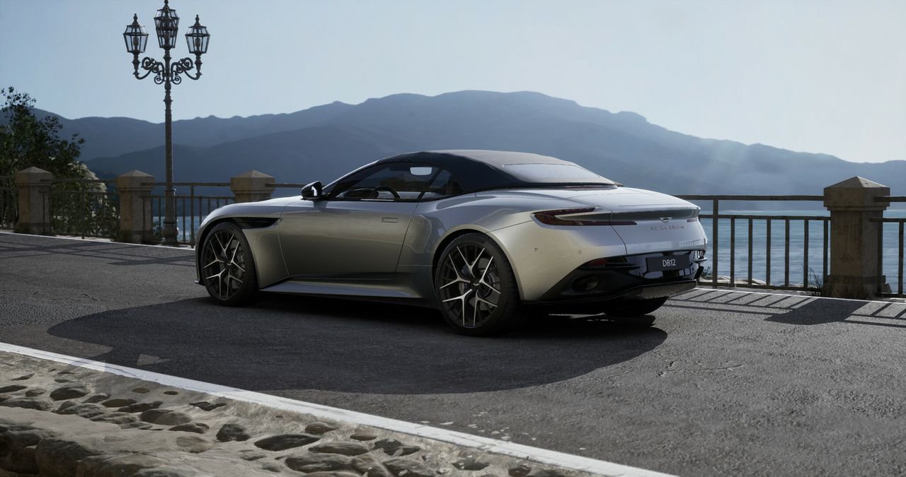 Foto Aston martin DB12 6
