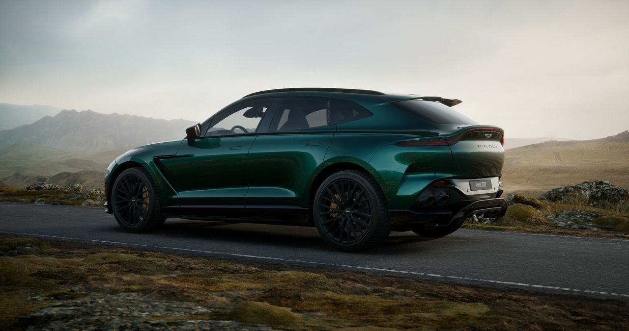 Foto Aston martin DBX 4