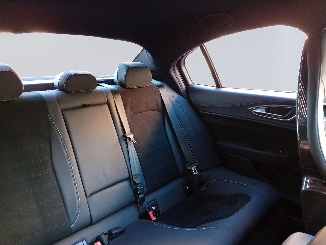 Foto Alfa Romeo Giulia 10